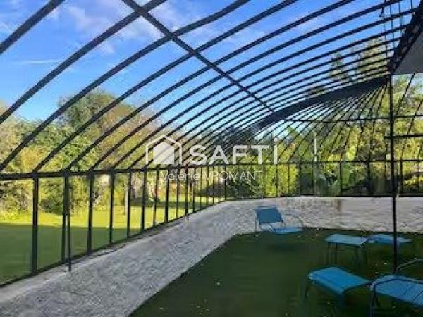 UNIQUE SUR LES BORDS DE LOIRE