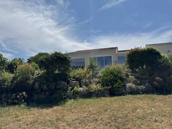 Maison Port Des Barques 140 m2 - 2 garages - Véranda