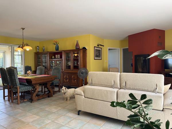 Maison Port Des Barques 140 m2 - 2 garages - Véranda