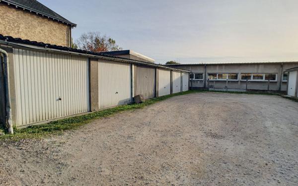 Stationnement à louer