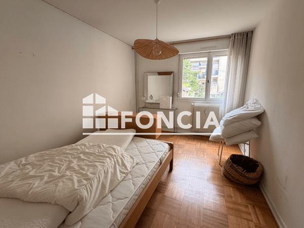 Location Appartement meublé 3 pièces 64 m² - 41 RUE FRANKLIN Angers 49100