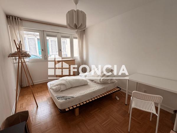 Location Appartement meublé 3 pièces 64 m² - 41 RUE FRANKLIN Angers 49100
