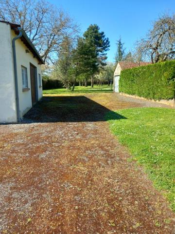 Maison Châteauroux 5 pièce(s) 94 m2 terrain 4462 m2