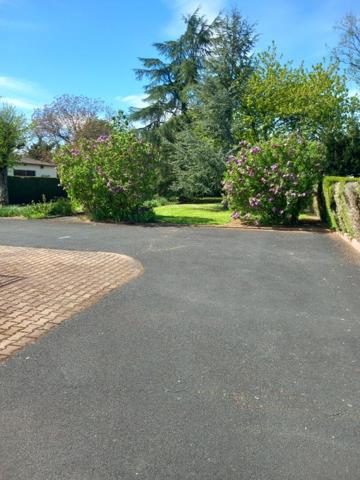 Maison Châteauroux 5 pièce(s) 94 m2 terrain 4462 m2