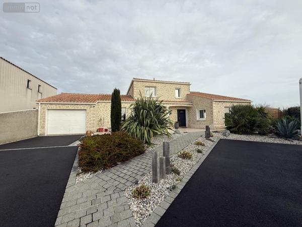 Maison à vendre à Brem-sur-Mer en Vendée (85470), ref : 85072-1117