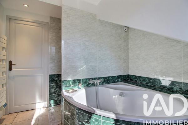 Maison à vendre 7 pièces 138 m² Évry-Courcouronnes