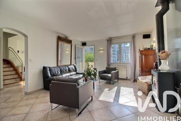 Maison à vendre 7 pièces 138 m² Évry-Courcouronnes