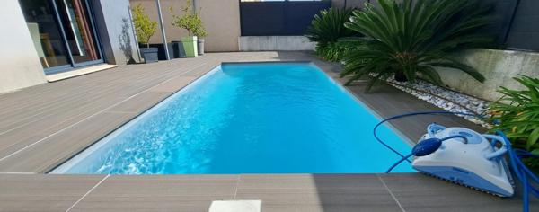 MAXIMIN LA STE BAUME (83) Magnifique villa contemporaine de 5 pièces , terrasses , jardin avec piscine