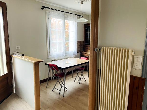 DESCARTES ? Pavillon avec potentiel à 111 000 FAI [REF. 7056]