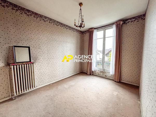 Sartrouville - Union - Maison 5 pièces 110 m² sur 263 m² de parcelle 424 000 € ** - Référence 9557