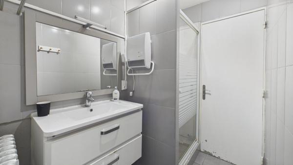Studio meublé avec cave et parking