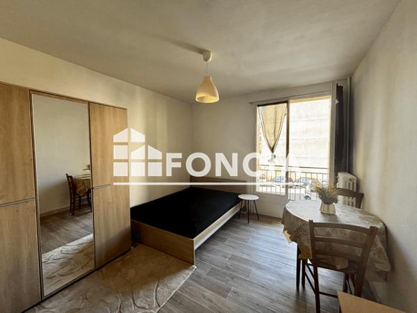 Location Studio meublé 17.55 m² - Agen 47000
