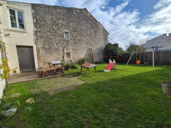 Belle maison rénovée à vendre 5 pièces Niort (79)