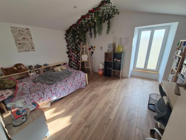 Belle maison rénovée à vendre 5 pièces Niort (79)