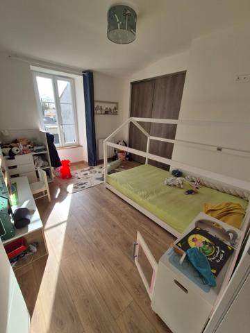 Belle maison rénovée à vendre 5 pièces Niort (79)