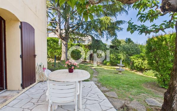 Maison à vendre    5 pièces • 178,54 m2 Mandelieu-la-Napoule