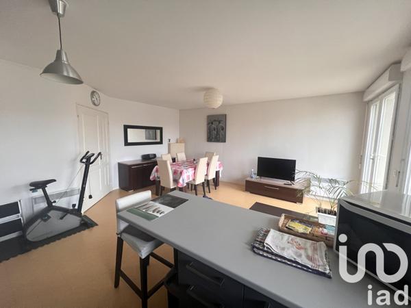 Maison 3 pièces de 81 m² à Savigny-le-Temple (77176)