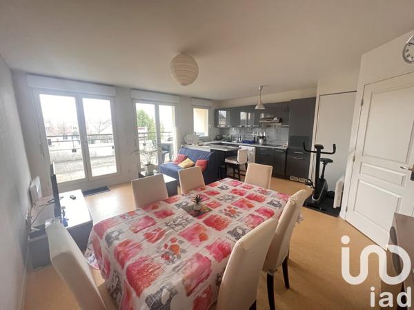 Maison 3 pièces de 81 m² à Savigny-le-Temple (77176)