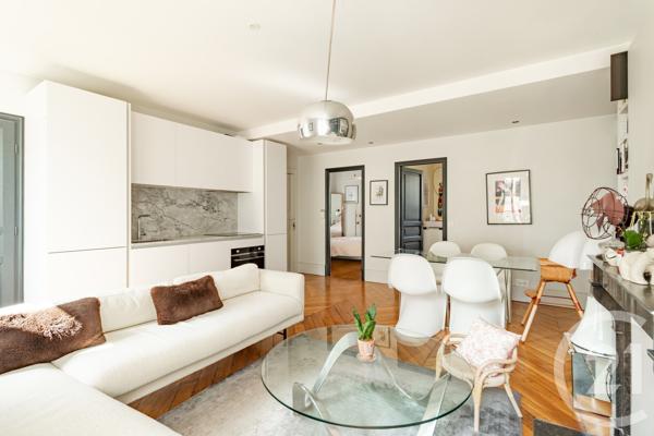Appartement F3 à vendre  3 pièces - 54,13 m 2   PARIS  - 75017