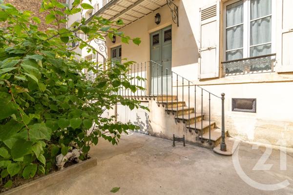 Appartement F3 à vendre  3 pièces - 54,13 m 2   PARIS  - 75017