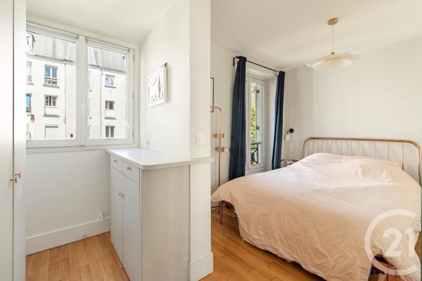 Appartement F3 à vendre  3 pièces - 54,13 m 2   PARIS  - 75017