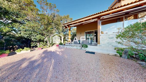 Ensemble immobilier avec fort potentiel à Figari