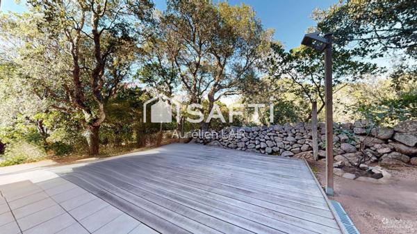 Ensemble immobilier avec fort potentiel à Figari