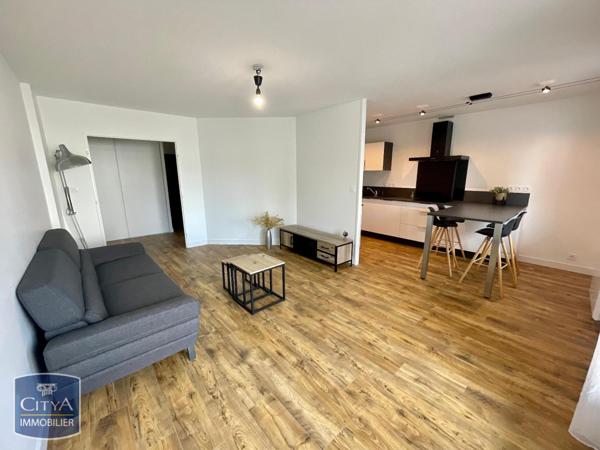 Appartement à louer 3 pièces 66.91m² Voiron (38500)