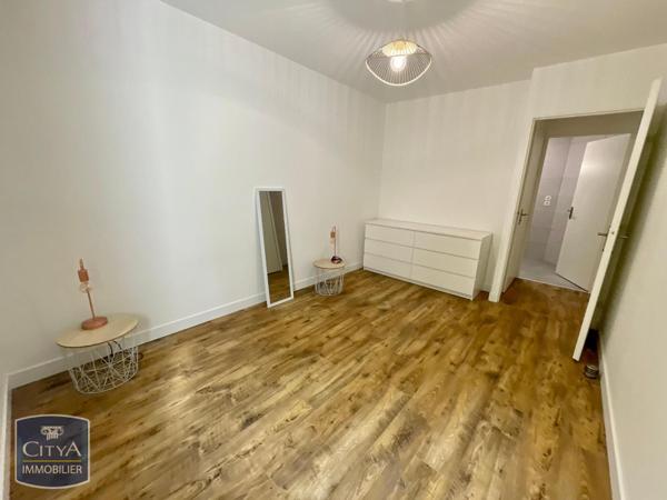 Appartement à louer 3 pièces 66.91m² Voiron (38500)