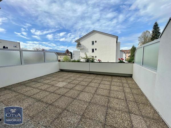 Appartement à louer 3 pièces 66.91m² Voiron (38500)