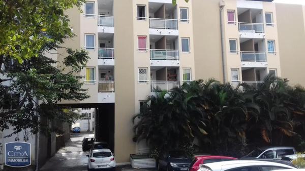 Appartement à louer 1 pièce 25.76m²