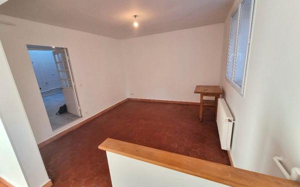 Maison à vendre    5 pièces • 104,54 m2 Ivry-sur-Seine