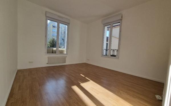 Maison à vendre    5 pièces • 104,54 m2 Ivry-sur-Seine