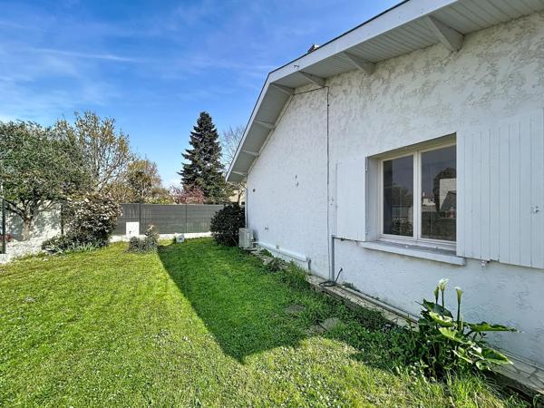 Maison individuelle rénovée 2024 jardin et garage