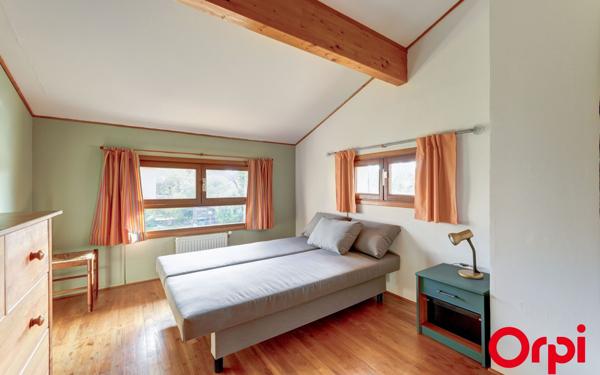 Maison à vendre    9 pièces • 211,98 m2 Villeurbanne