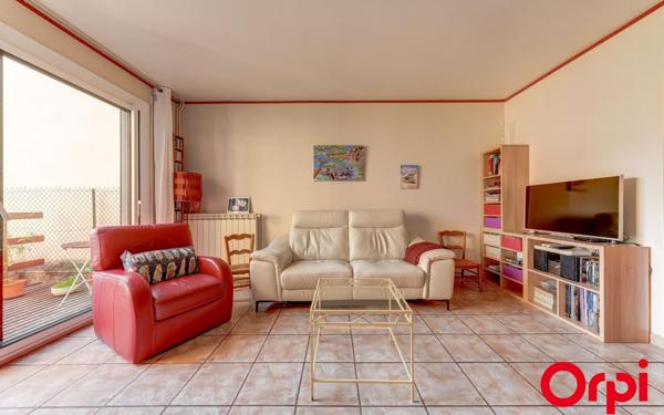 Maison à vendre    9 pièces • 211,98 m2 Villeurbanne