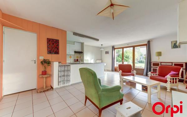 Maison à vendre    9 pièces • 211,98 m2 Villeurbanne