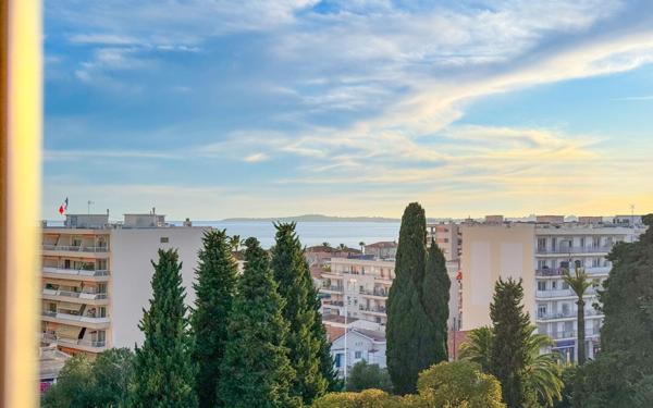 Appartement à vendre    2 pièces • 54,55 m2 Cagnes-sur-Mer