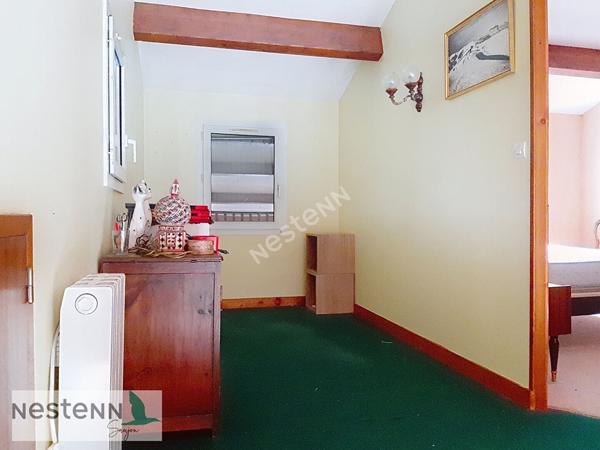 A vendre maison à deux pas du centre de Saujon,110 m², 3 chambres,2 garages, terrain de 815m²