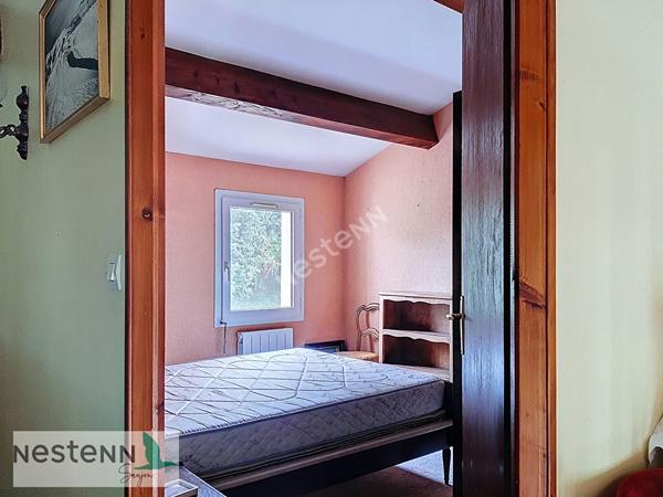 A vendre maison à deux pas du centre de Saujon,110 m², 3 chambres,2 garages, terrain de 815m²