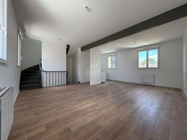 Appartement Poissy 4 pièce(s) 63 m2 Loyer 1 450 €/mois **  - Référence  9181