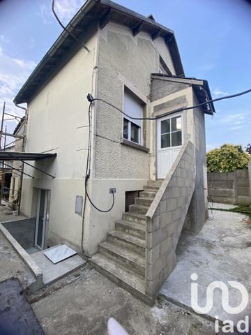 House for sale 5 rooms 94 m² Villeparisis