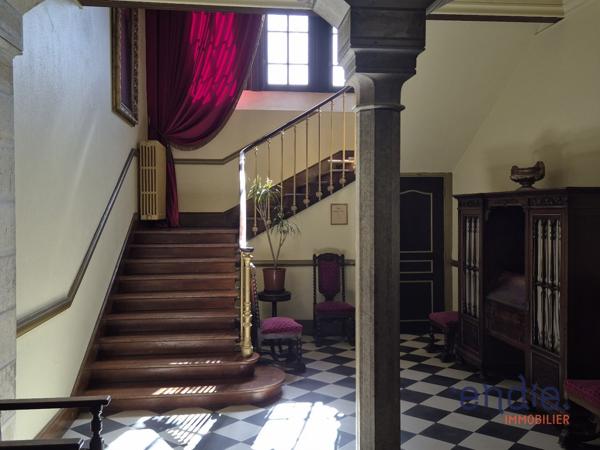 CHATEAU DU XV° & XIX° AVEC PARC DE 23ha et Plaine