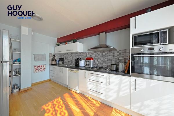 Appartement Combs La Ville , 4 chambres , 87m²