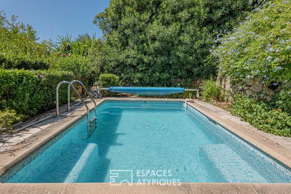 Maison d’architecte vue mer et deux piscines