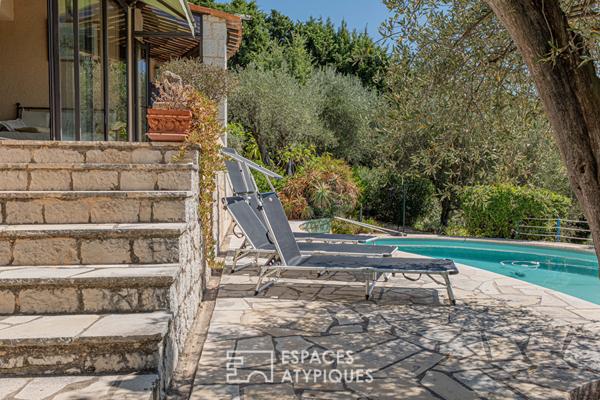 Maison d’architecte vue mer et deux piscines