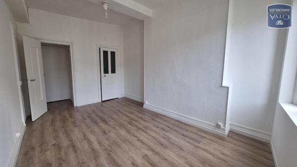 Appartement à louer 2 pièces 54.7m²