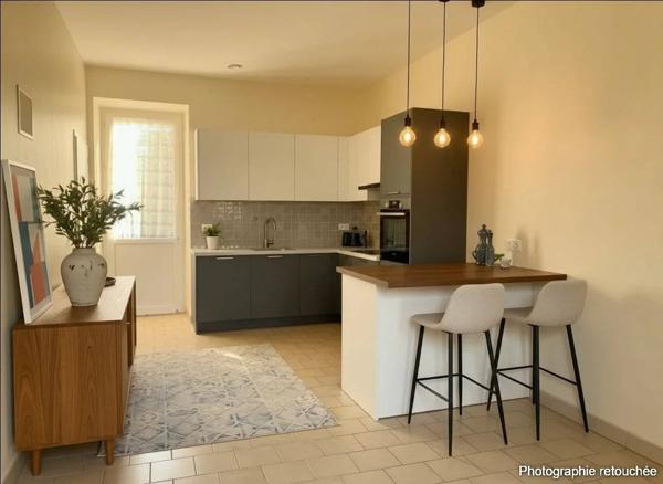 Maison de plain-pied avec dépendance aménageable