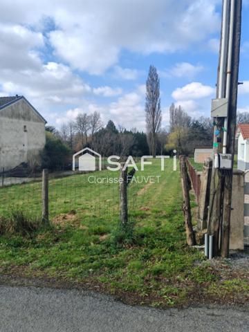 Beau terrain de 1500 m² constructible