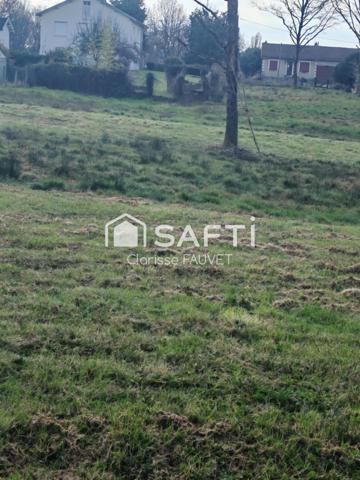 Beau terrain de 1500 m² constructible